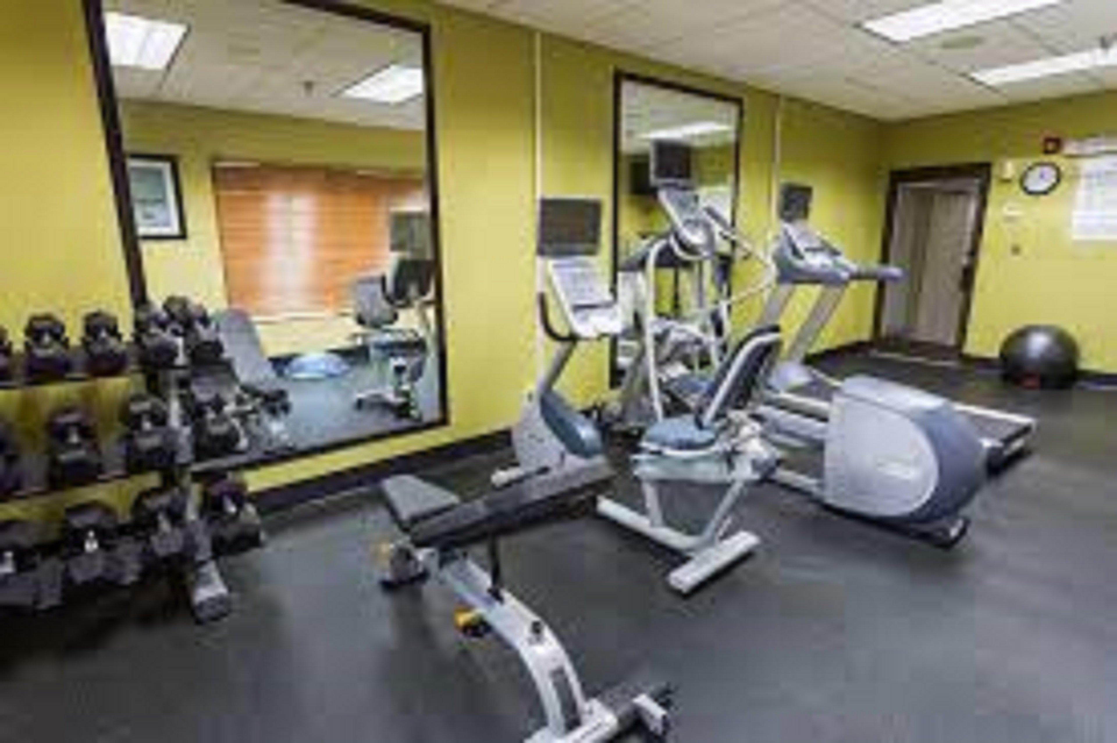 Holiday Inn Express Mccomb By Ihg Eksteriør billede